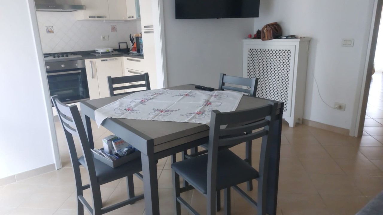 Quadrilocale arredato in affitto, Camaiore lido di