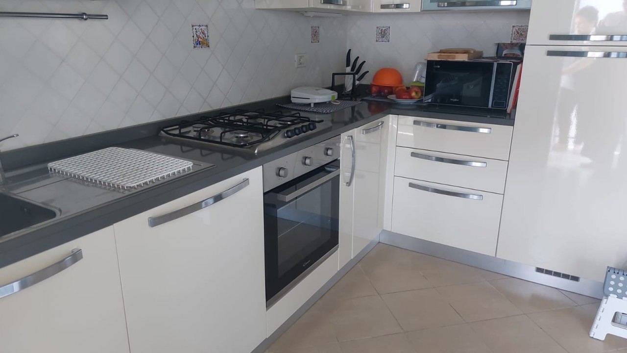 Quadrilocale arredato in affitto, Camaiore lido di