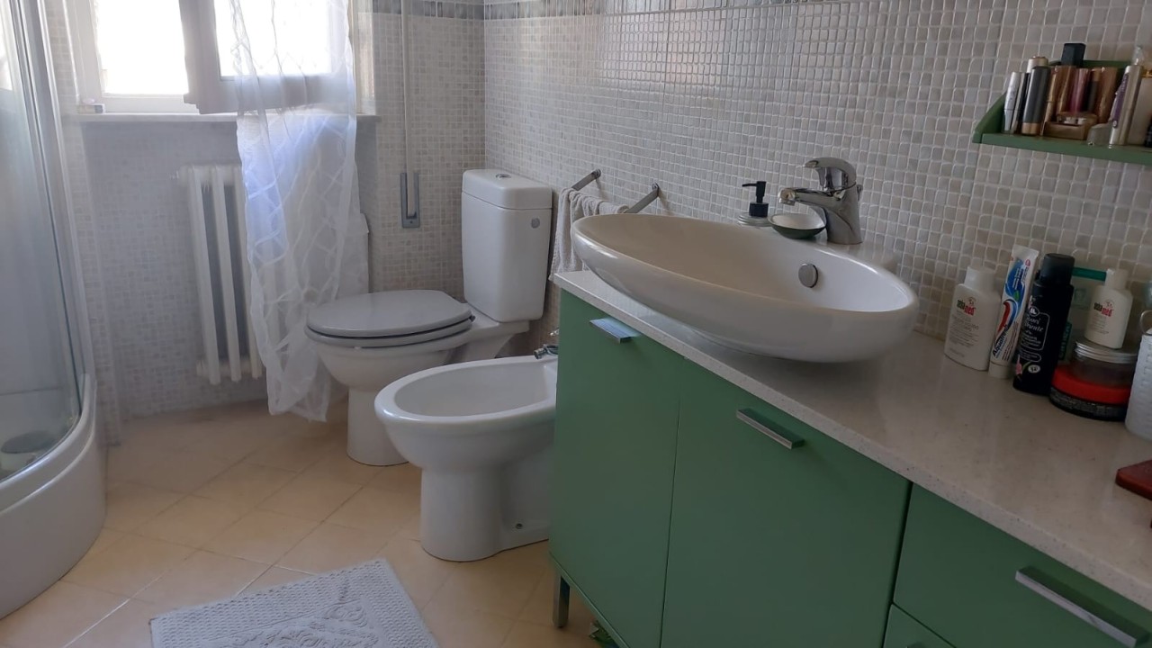 Quadrilocale arredato in affitto, Camaiore lido di