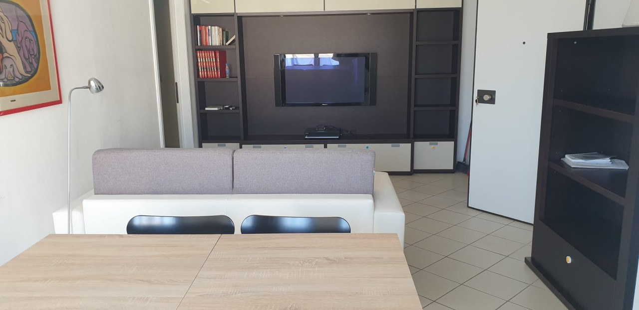 Quadrilocale arredato in affitto, Camaiore lido di