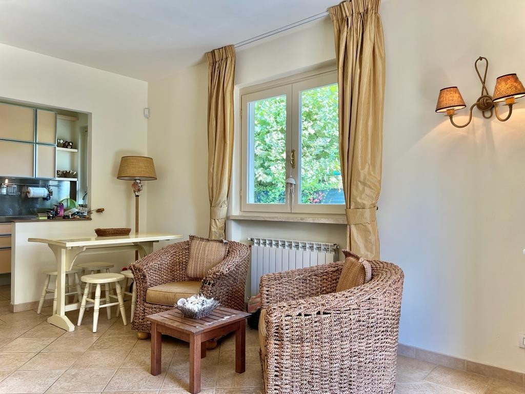 Villa Bifamiliare arredata in affitto, Camaiore lido di