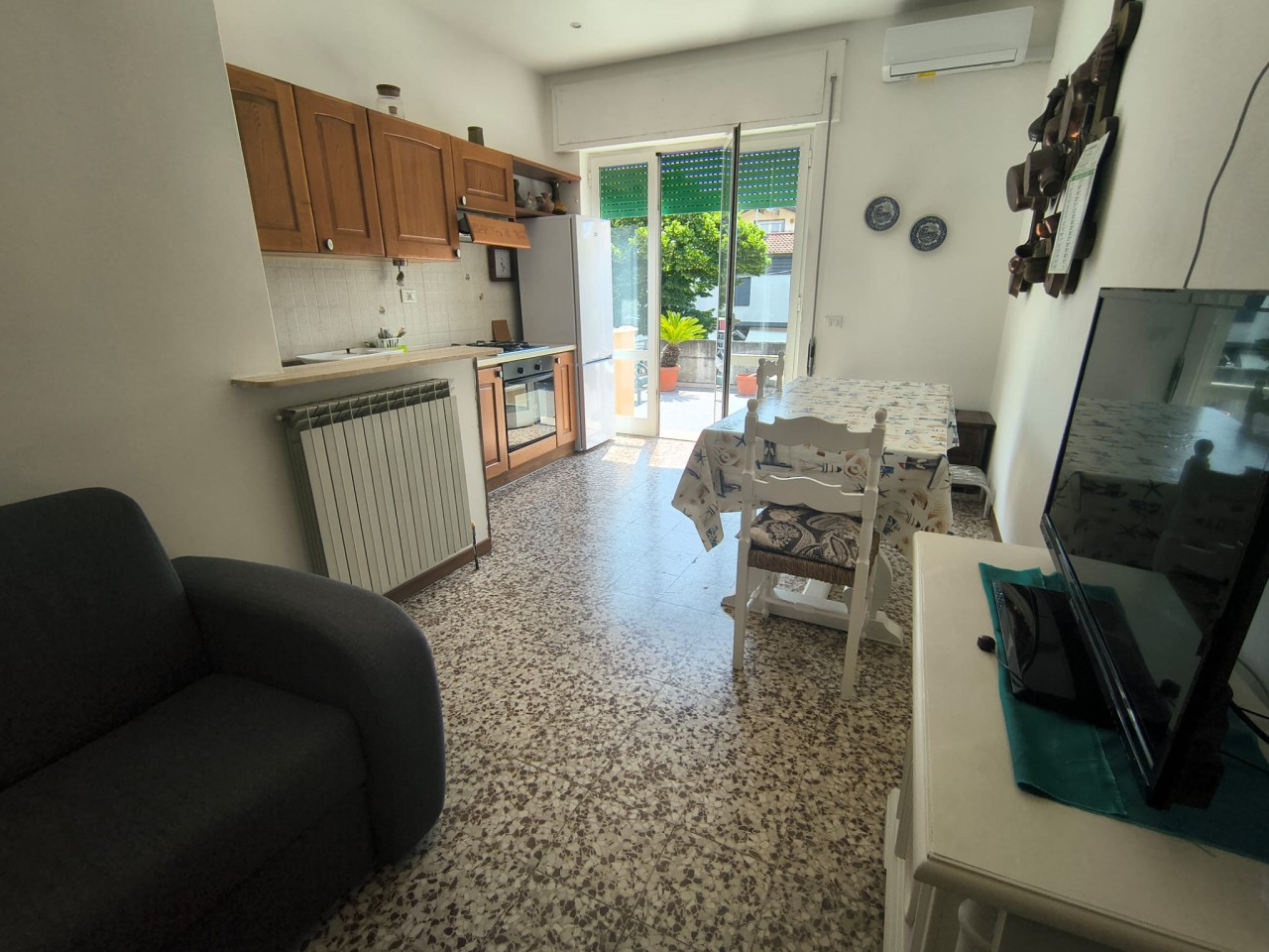 Appartamento arredato in affitto, Camaiore lido di