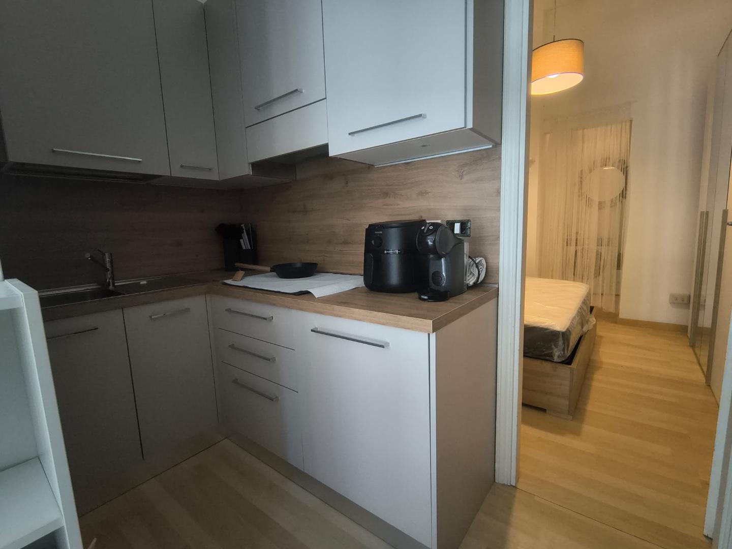 Trilocale arredato in affitto, Camaiore lido di