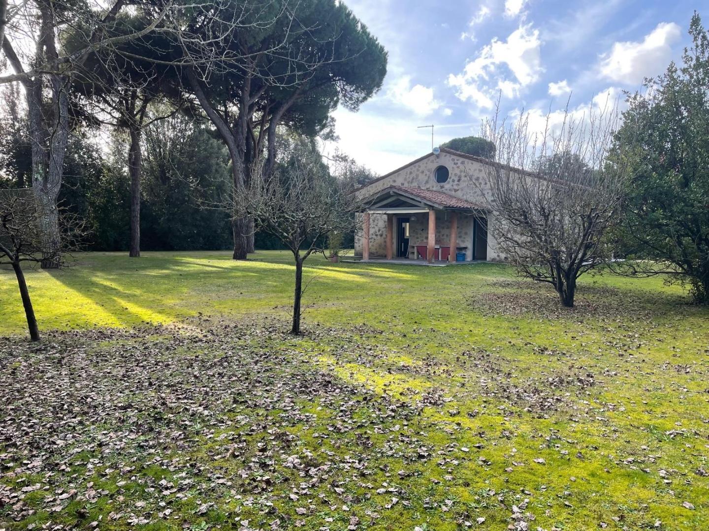 Villa arredata in affitto, Pietrasanta marina di