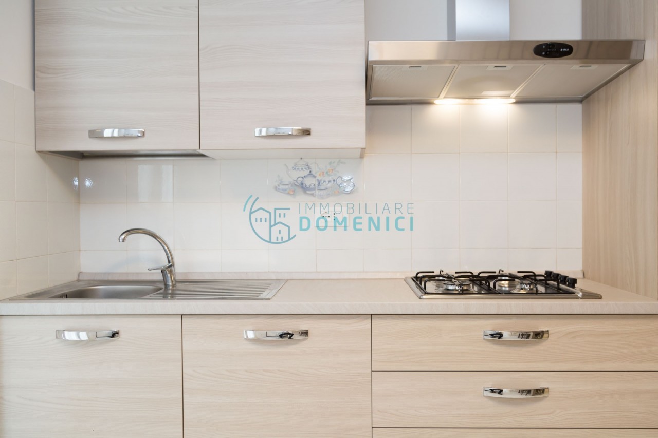 Quadrilocale arredato in affitto, Camaiore lido di