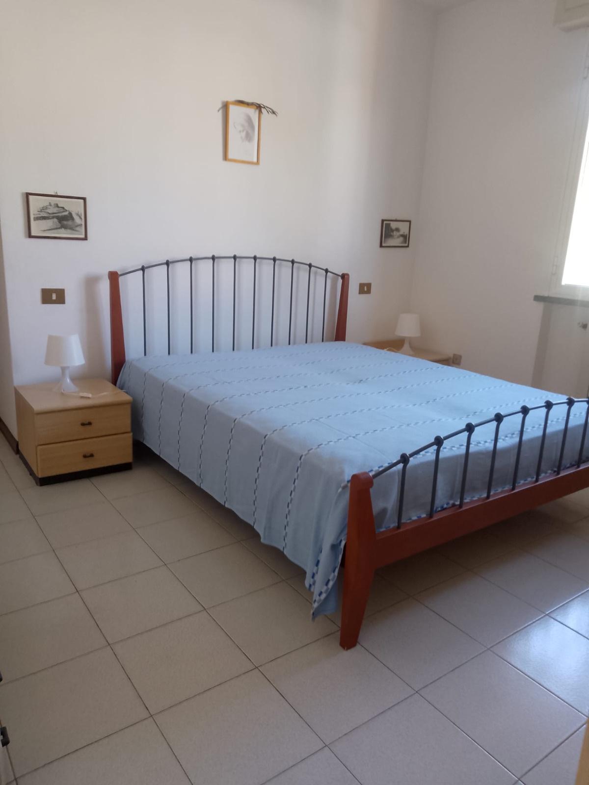 Trilocale arredato in affitto, Camaiore lido di