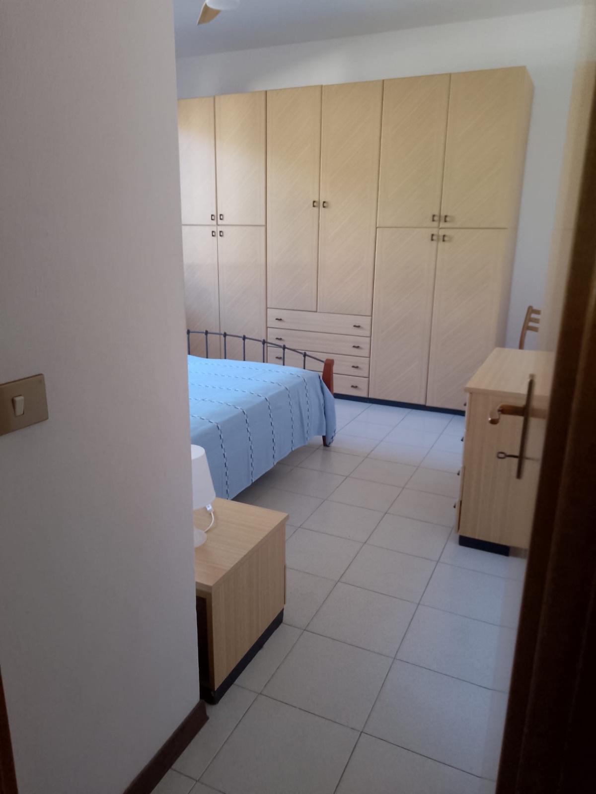 Trilocale arredato in affitto, Camaiore lido di