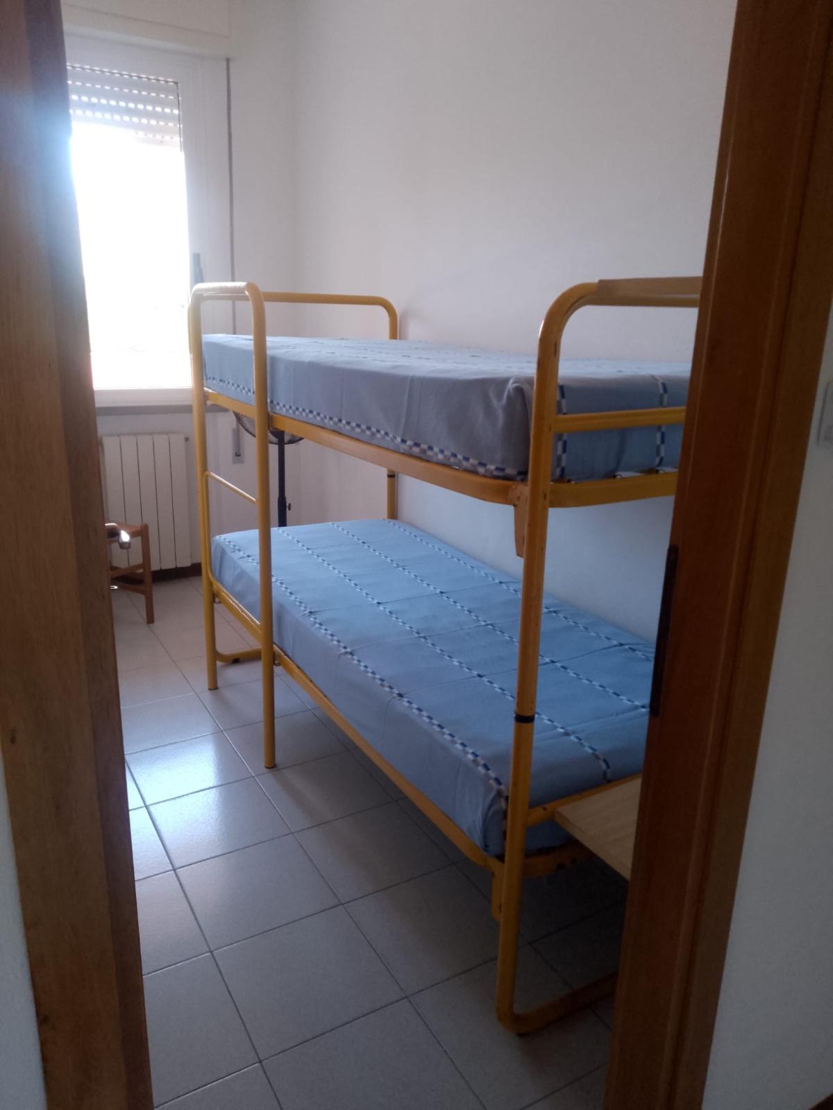 Trilocale arredato in affitto, Camaiore lido di