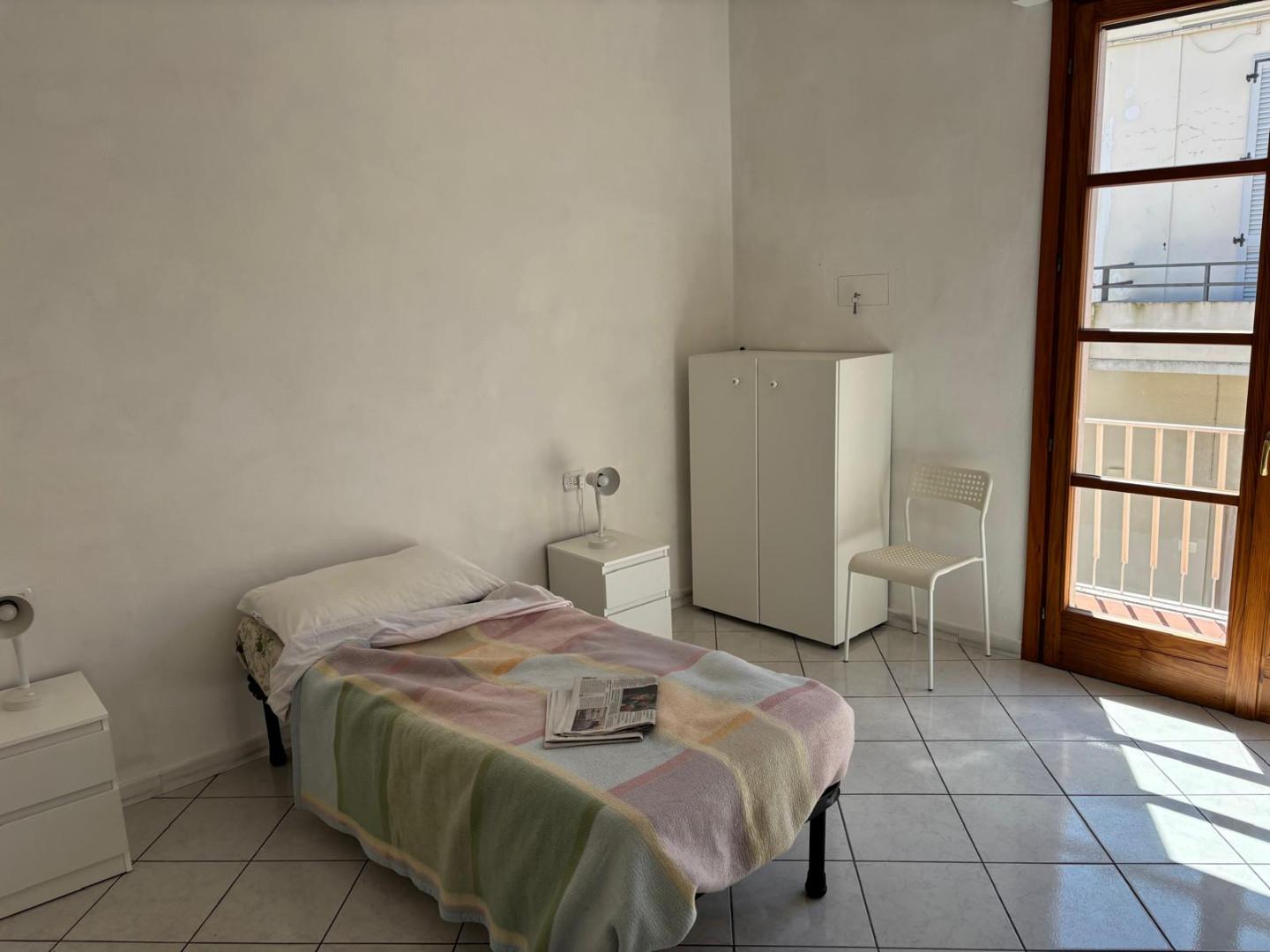 Trilocale con terrazzo, Viareggio marco polo