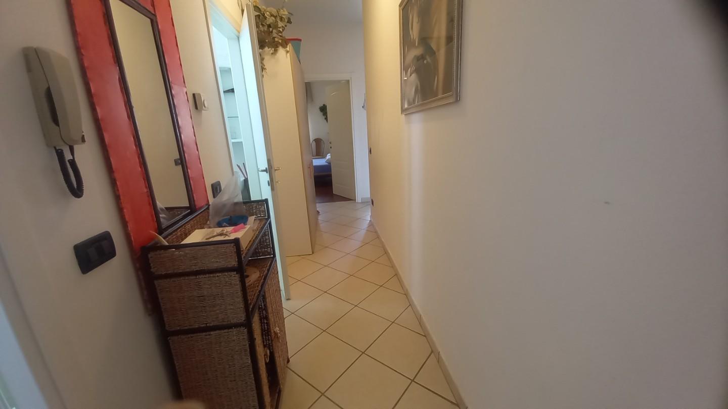 Trilocale in vendita, Camaiore lido di