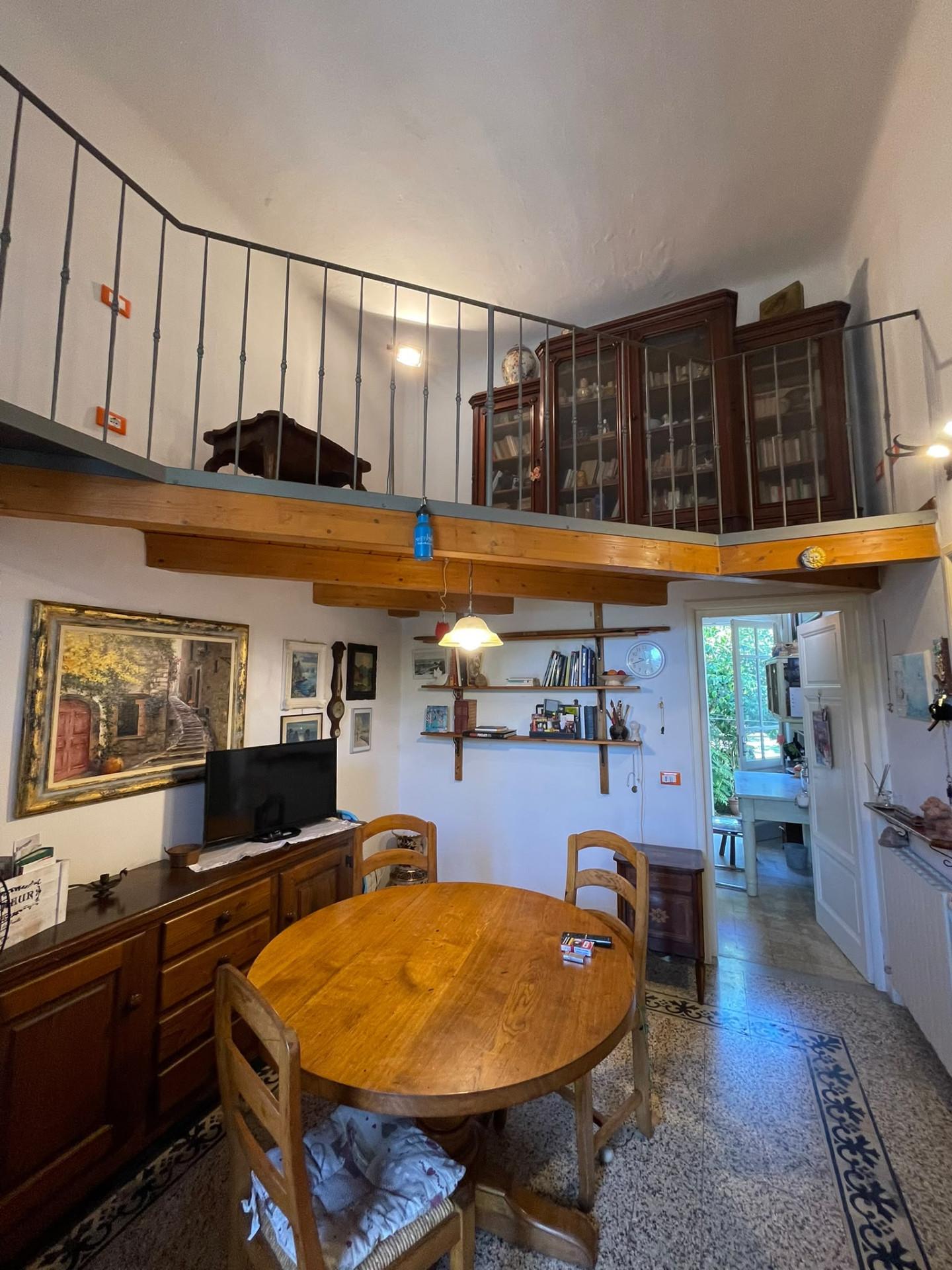Casa indipendente con giardino, Camaiore lido di
