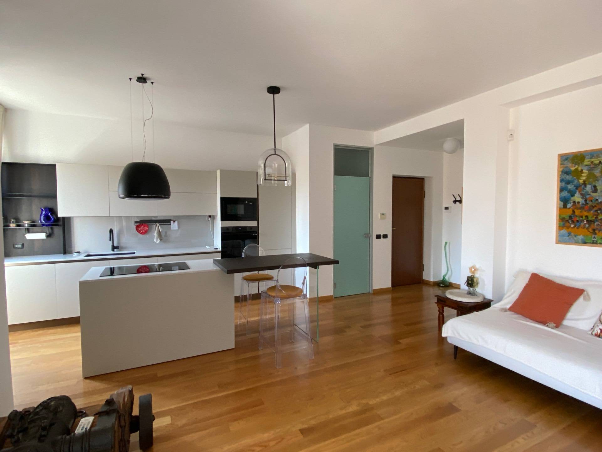 Appartamento in affitto a Milano, Washington