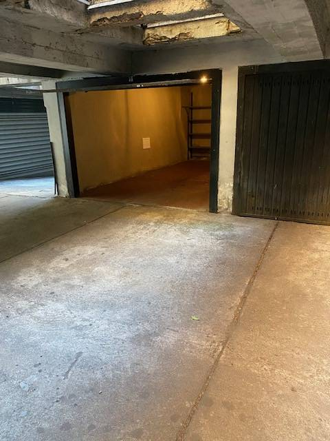 Box o garage in affitto a Milano