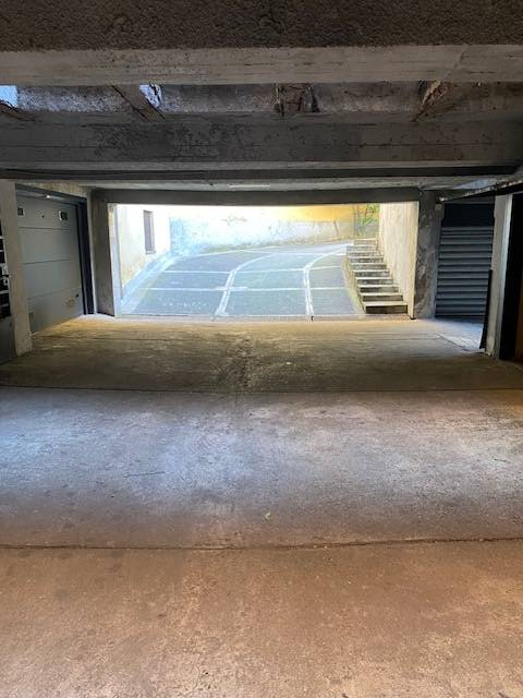 Box o garage in affitto a Milano