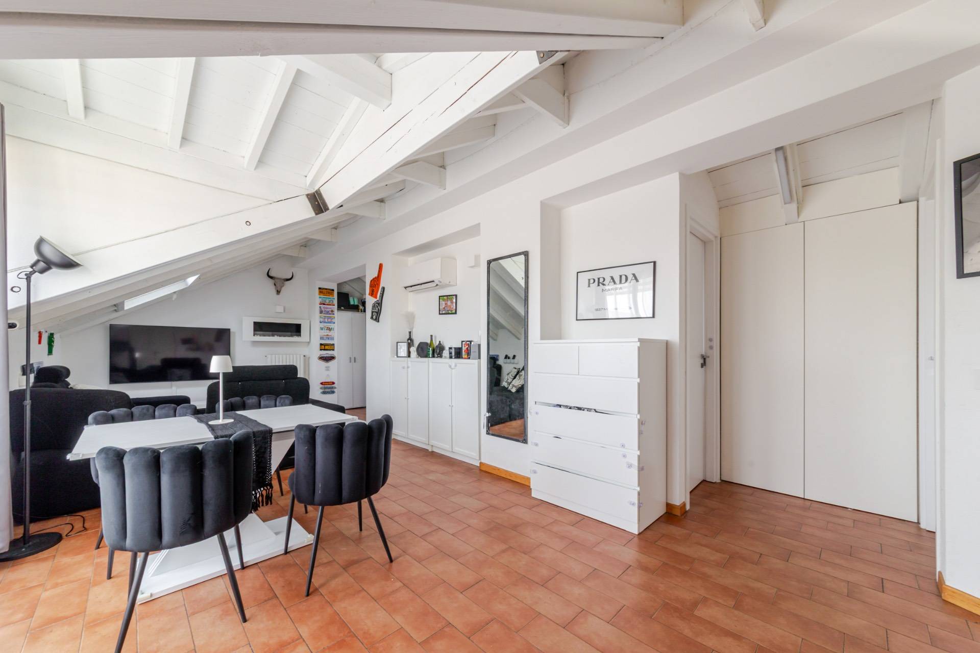 Appartamento in vendita a Milano, Solari