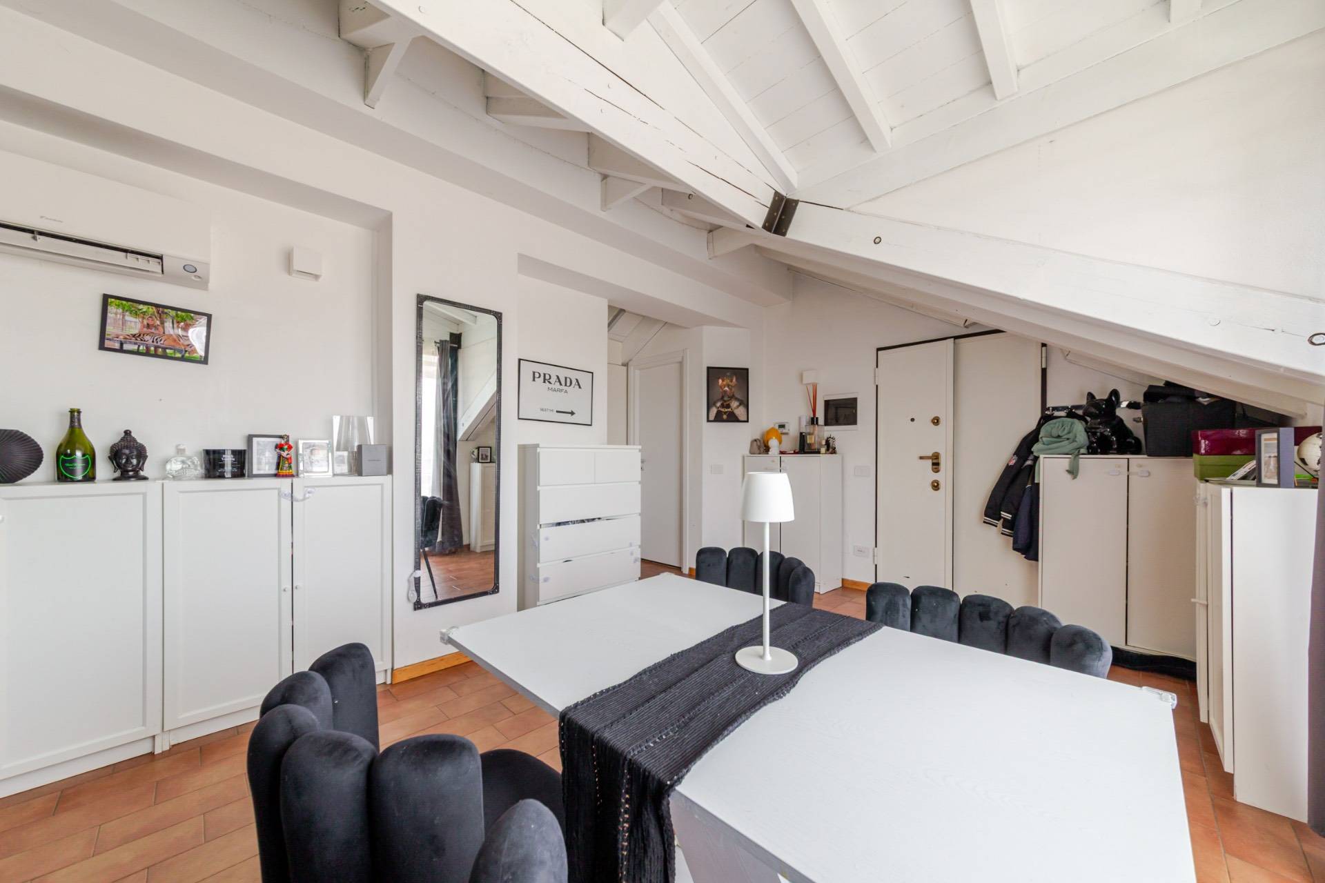 Appartamento in vendita a Milano, Solari