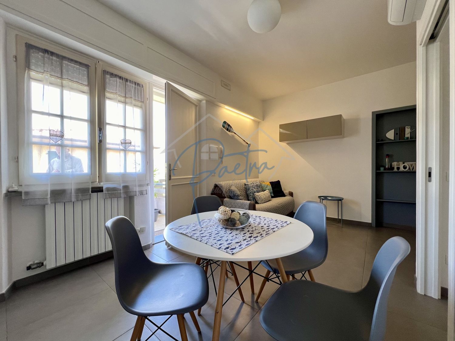 Bilocale arredato in affitto a Massa