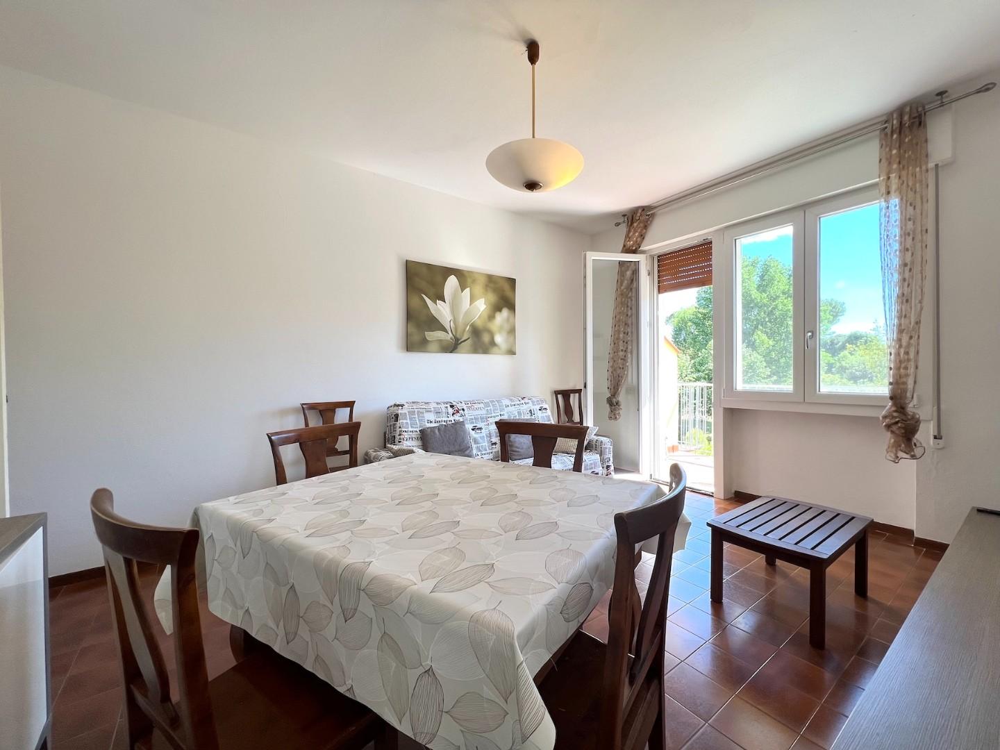 Quadrilocale arredato in affitto, Massa marina di