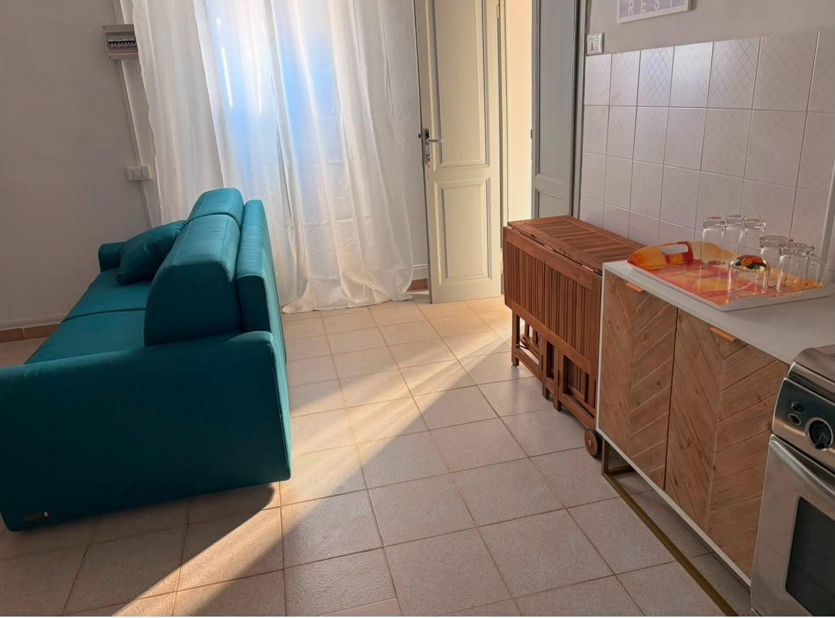 Loft arredato in affitto, Carrara marina di