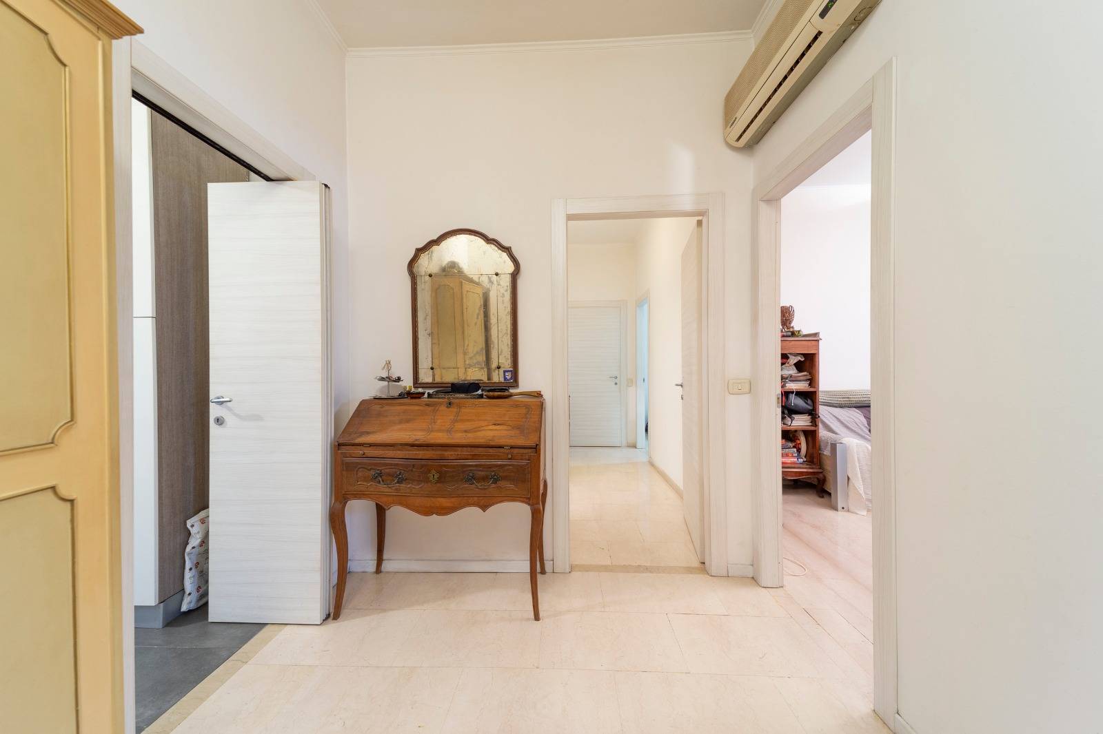 Appartamento in vendita a Parma, Parma Centro