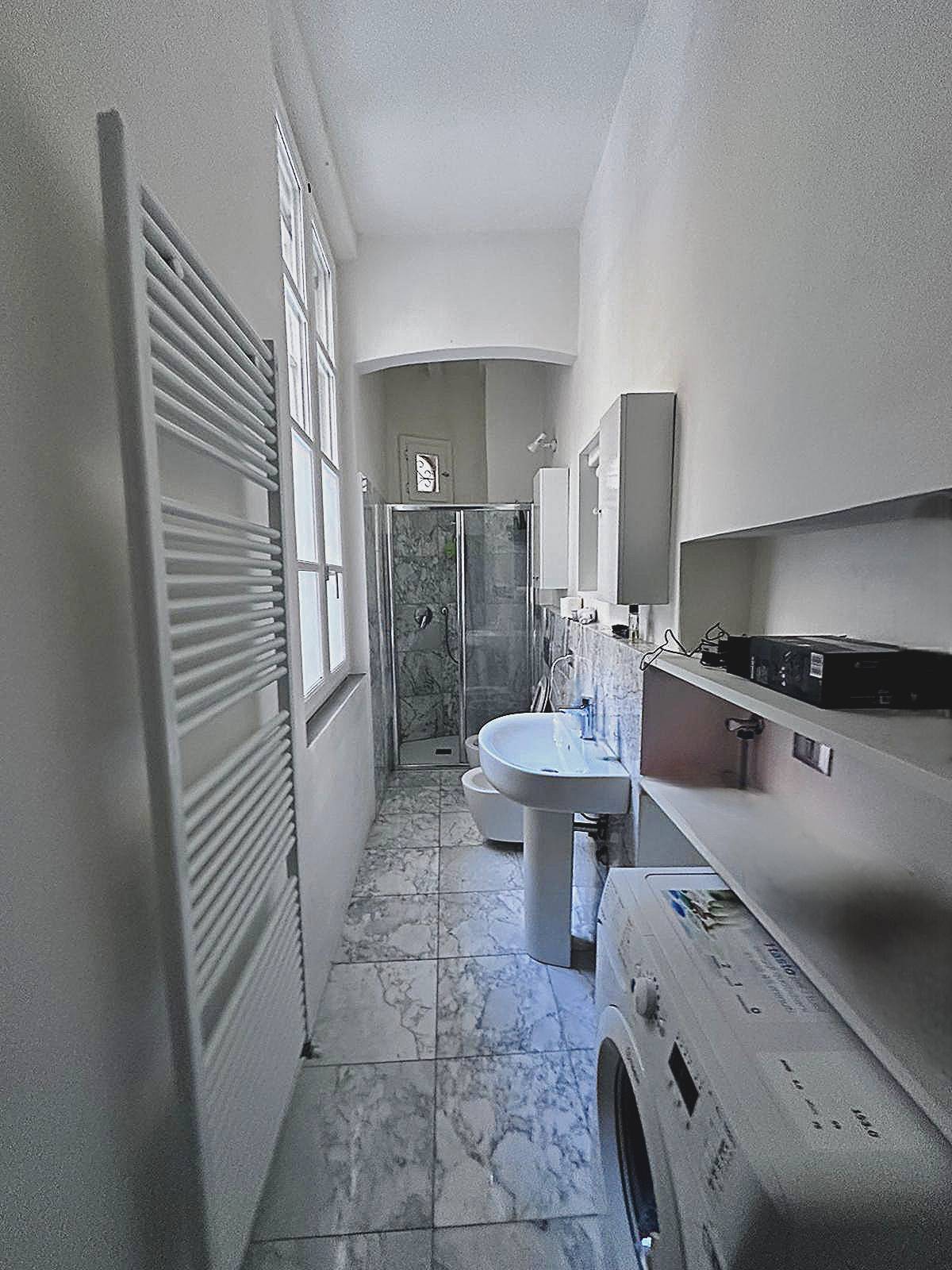 Appartamento in vendita a Parma, Centro storico