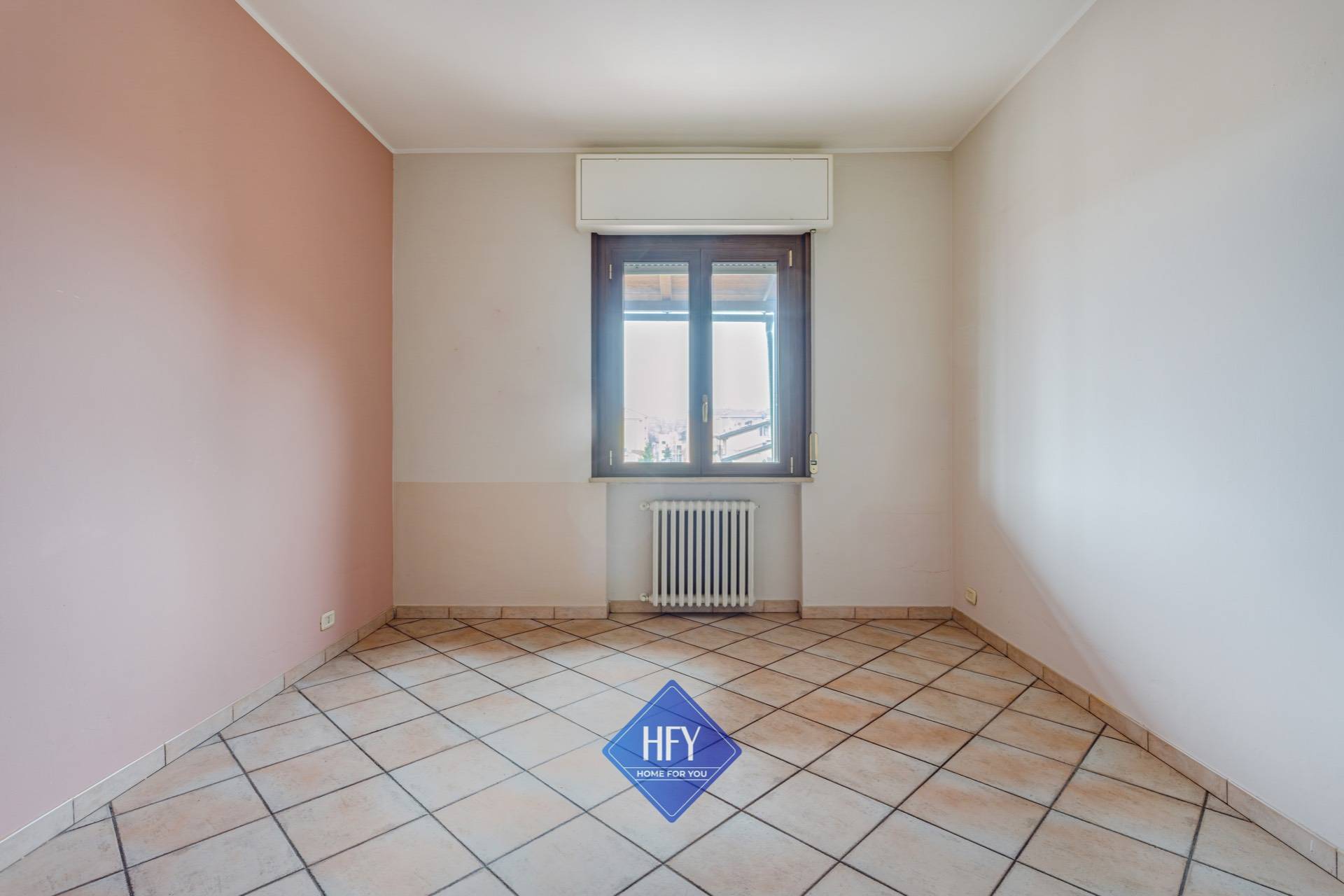 Appartamento in vendita a Parma, San Leonardo