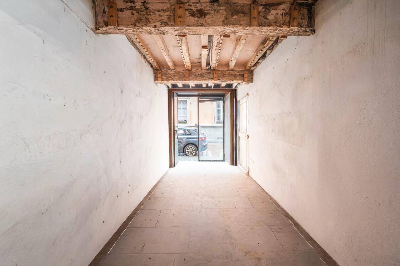 Appartamento in vendita a Parma, Centro storico