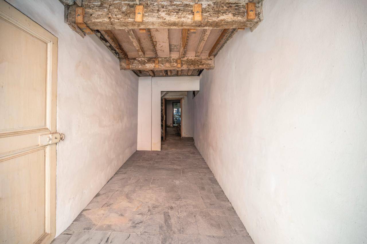 Appartamento in vendita a Parma, Centro storico