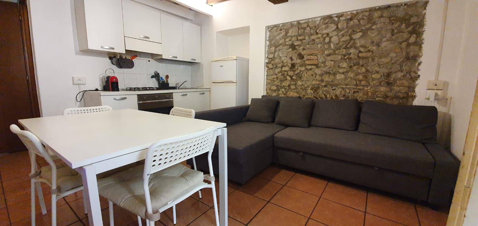 Appartamento in vendita a Parma, Oltretorrente