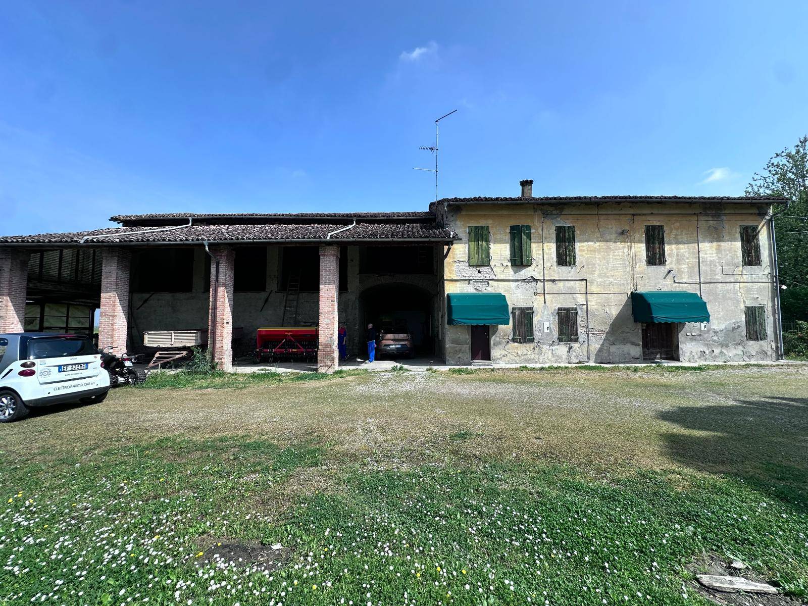 Rustico in vendita a Parma, San Prospero Parmense