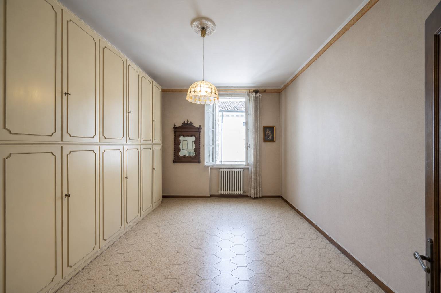 Appartamento in vendita a Parma, Centro storico