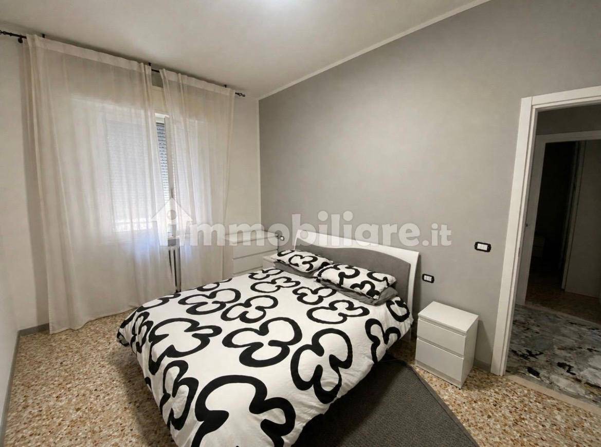 Appartamento in vendita a Parma, Molinetto - Palasport