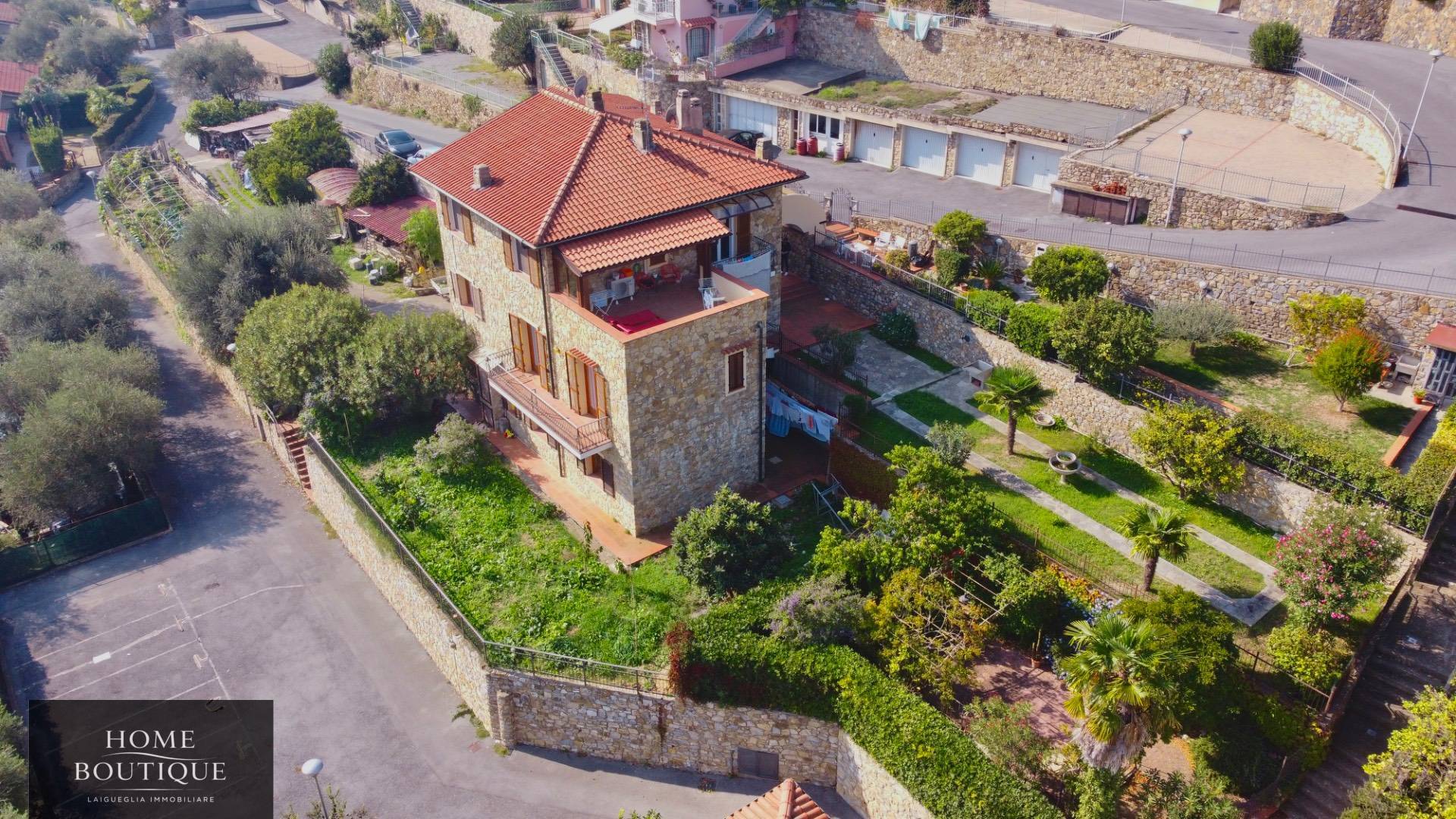 Appartamento in vendita a Andora