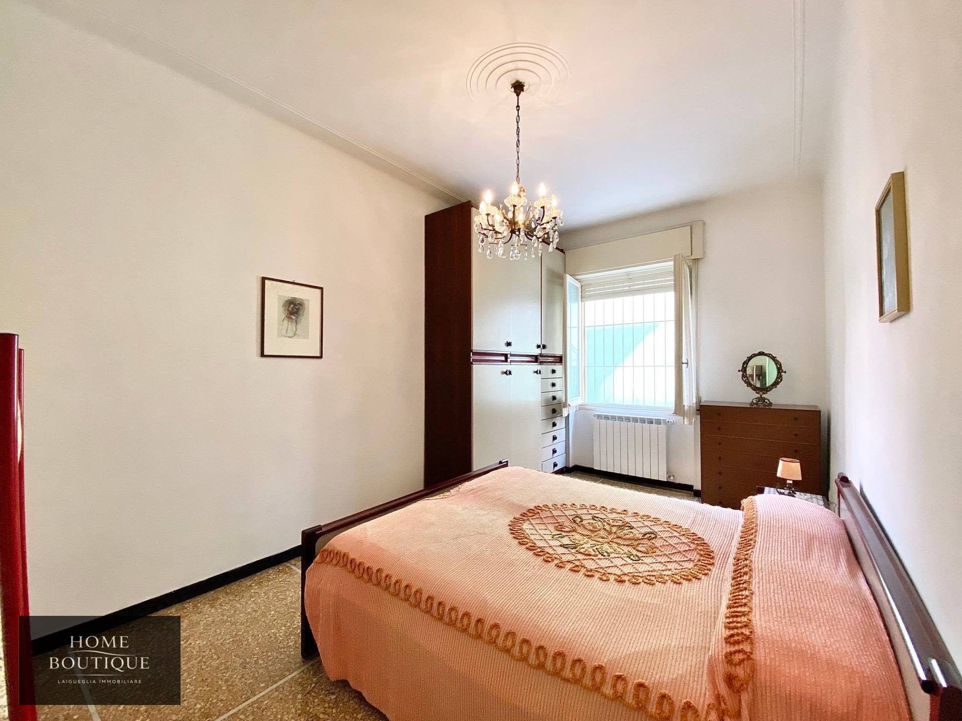 Appartamento in vendita a Laigueglia