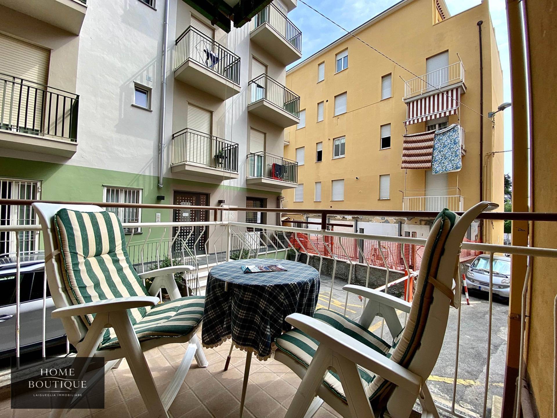 Appartamento in vendita a Laigueglia