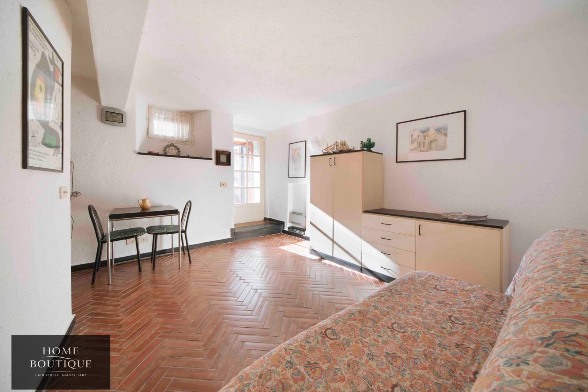 Monolocale in vendita a Alassio, Solva