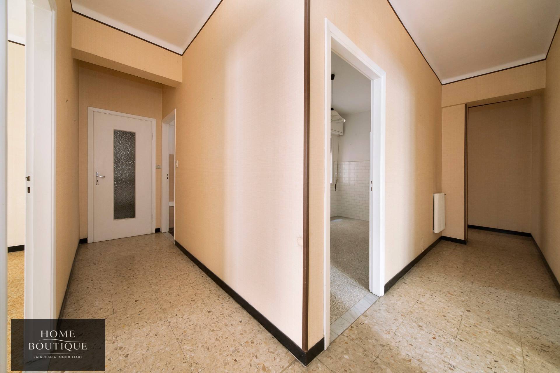 Appartamento in vendita a Laigueglia