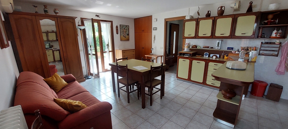 Quadrilocale con giardino a Forl�
