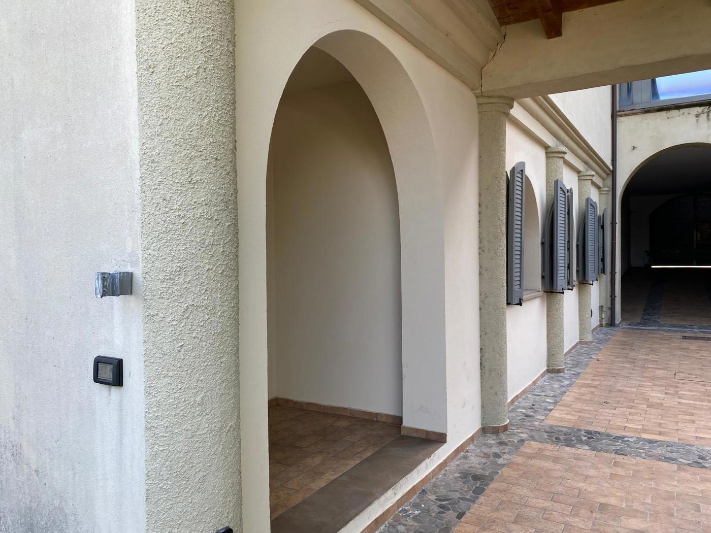 Appartamento in vendita a Forl�
