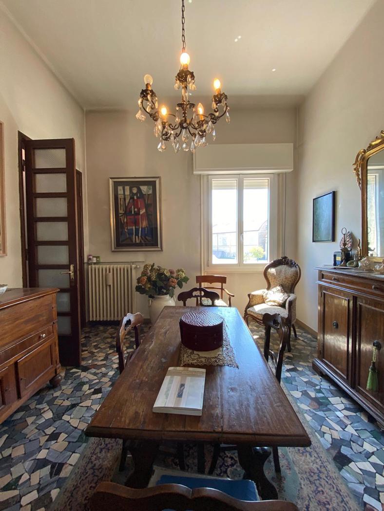 Villa in vendita a Russi