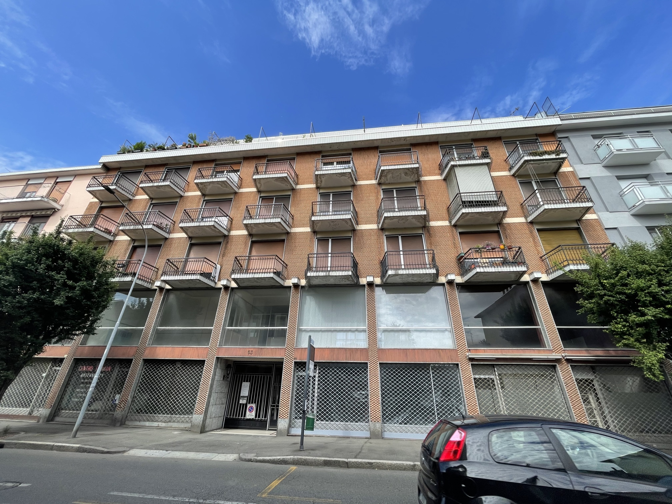 Trilocale da ristrutturare in viale alessandro volta 53, Novara