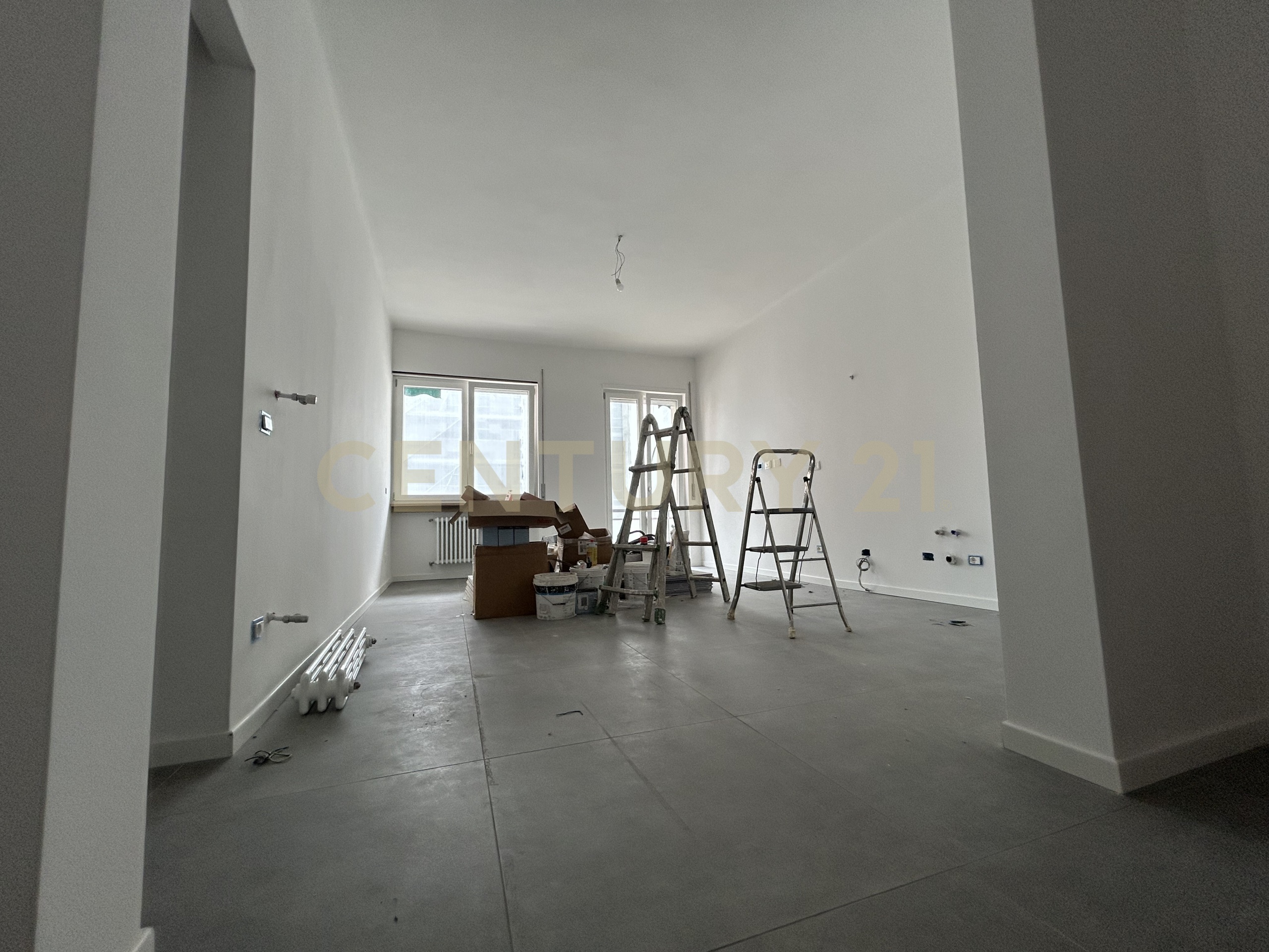 Quadrilocale con giardino in via merano 9, Verona