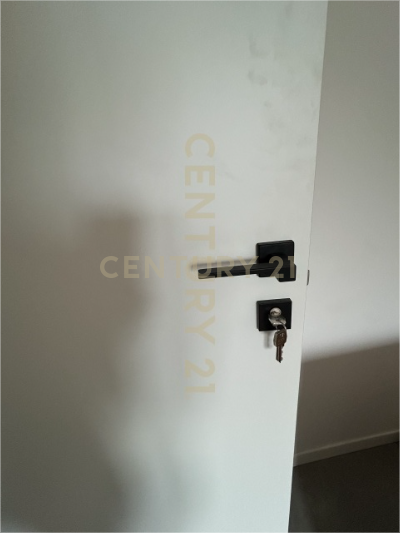 Quadrilocale con giardino in via merano 9, Verona