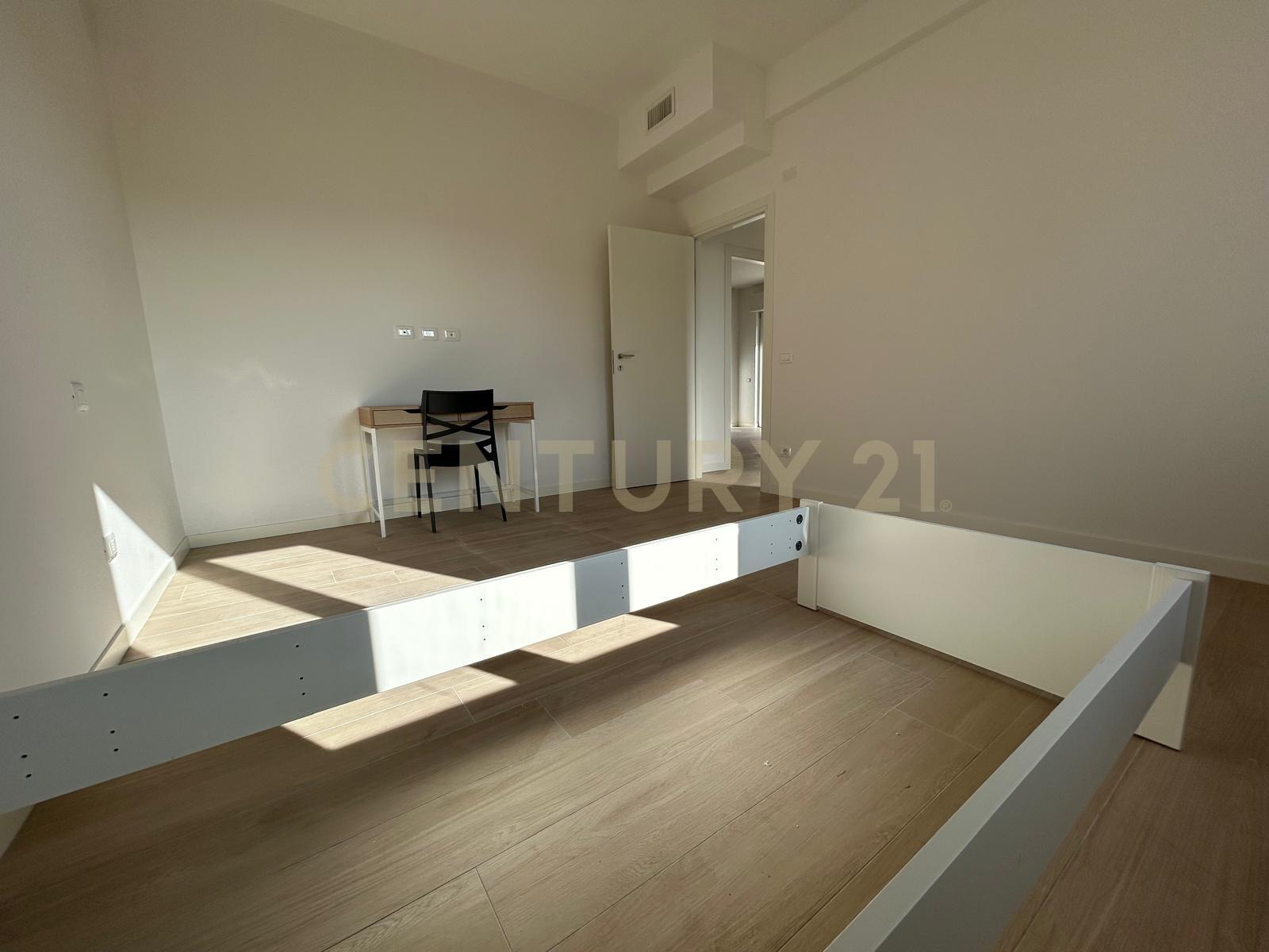 Quadrilocale con giardino in via merano 9, Verona