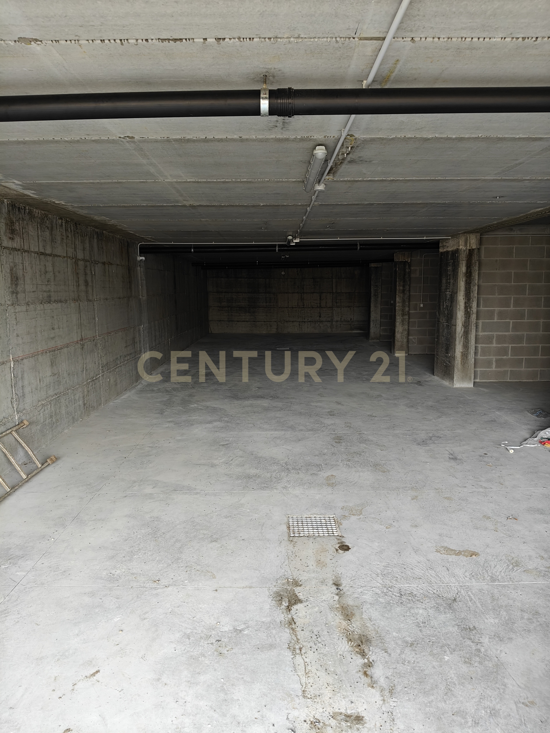 Quadrilocale con giardino in via toffanelle nuove, Verona