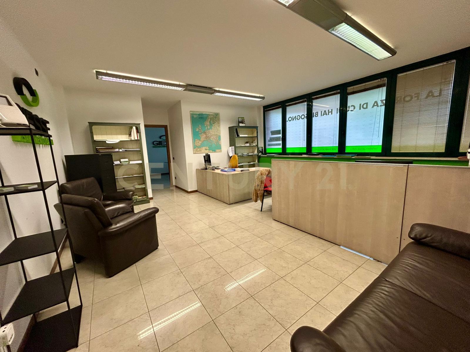 Ufficio con giardino in via marco minghetti 16, San Bonifacio