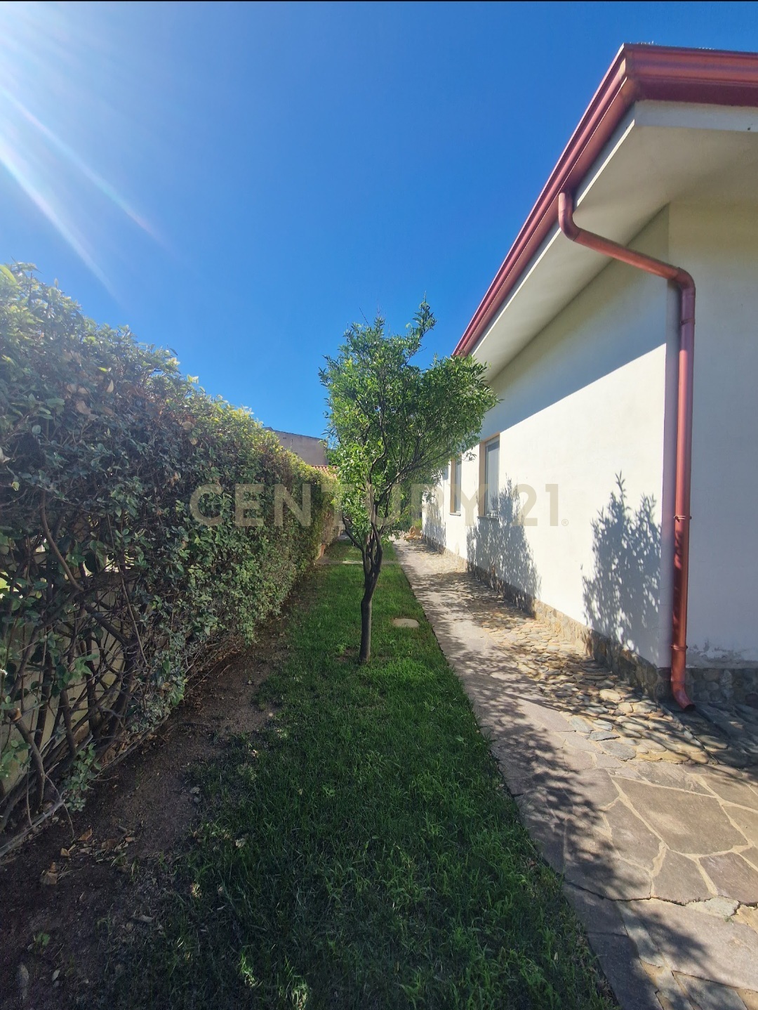 Casa indipendente con giardino in vico fontana mura 4, Giba