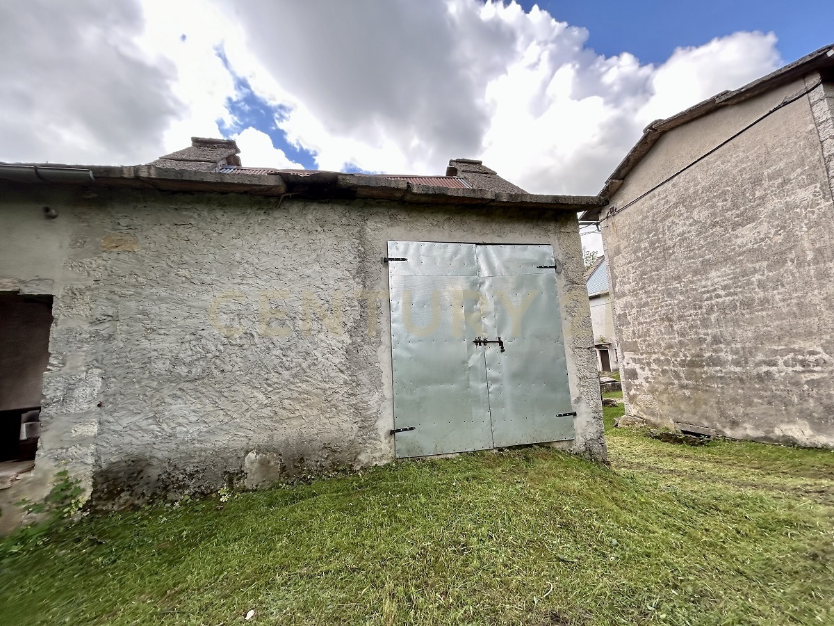 Rustico con giardino in contrada tezze, Velo Veronese