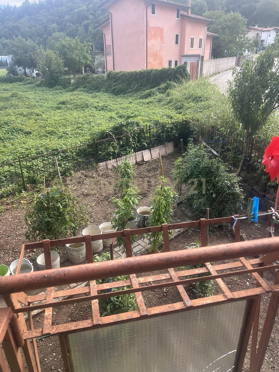 Appartamento con giardino in via cirenaica 17, Valdagno