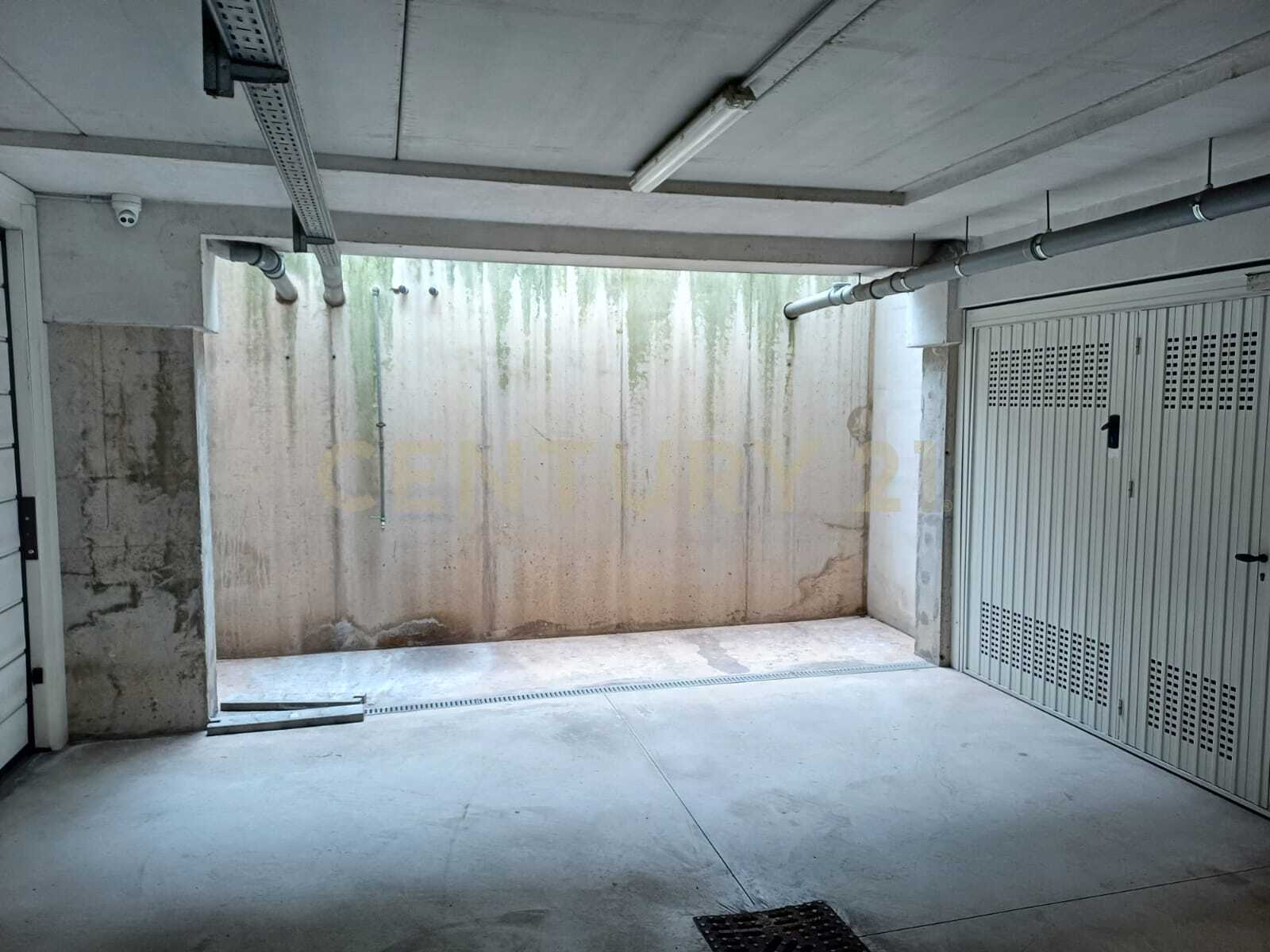 Box/Garage 16mq con giardino in via albere 17, Verona